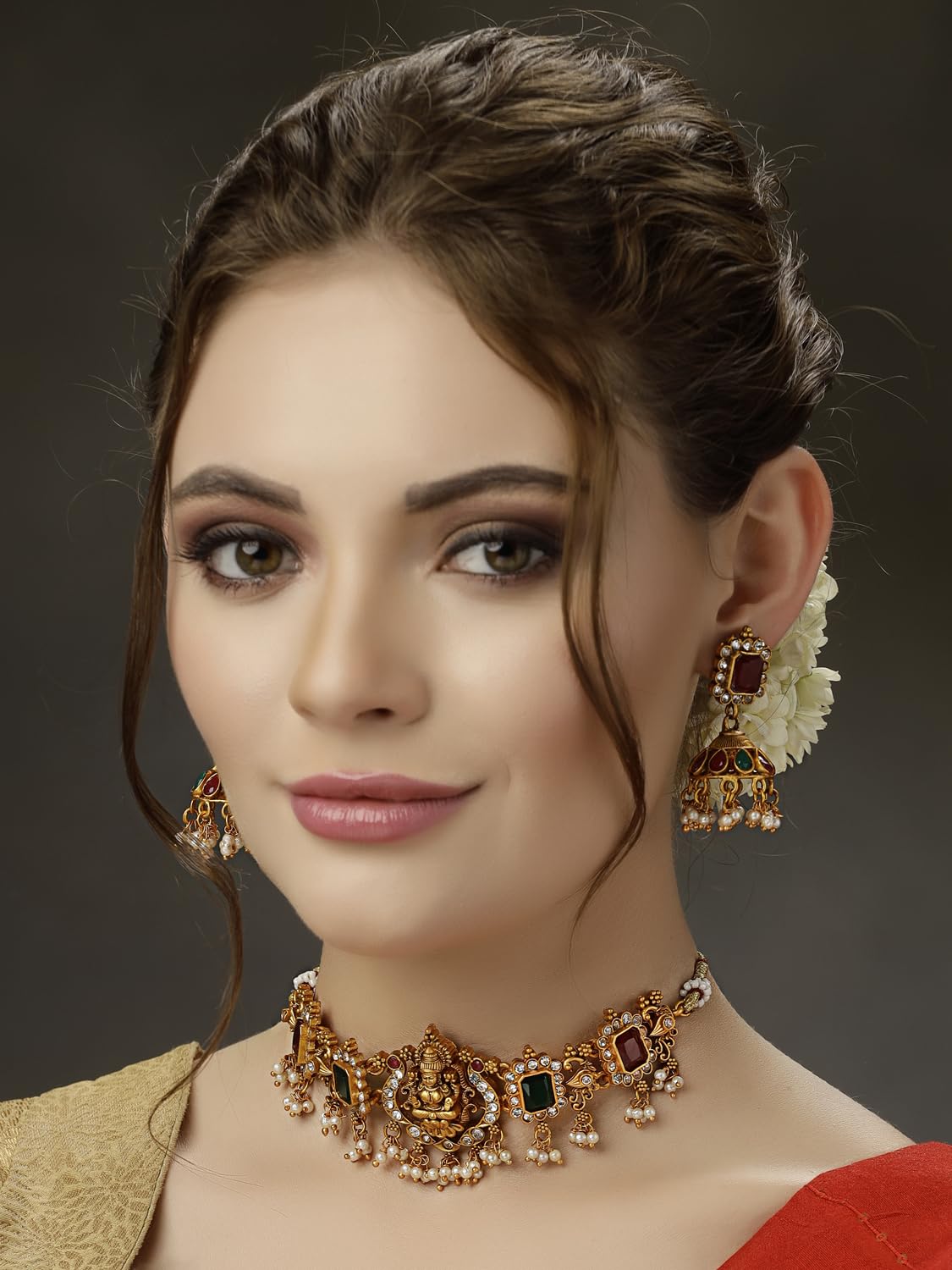 Pearl Choker Traditional
