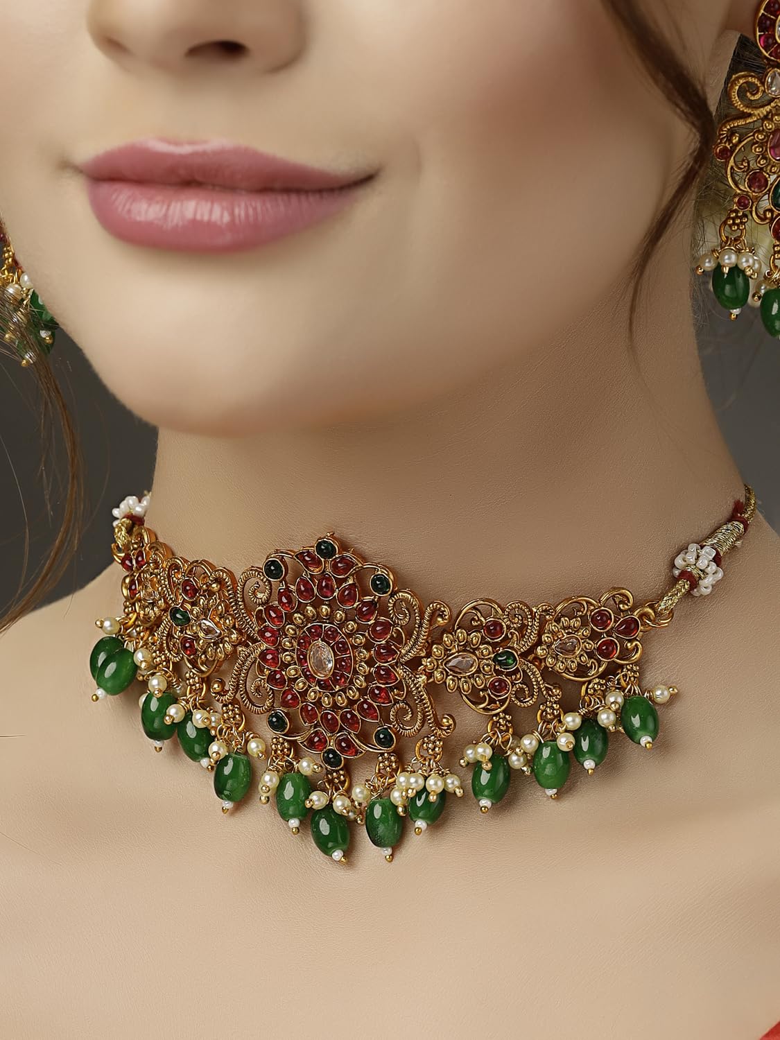 Pearl Choker Traditional