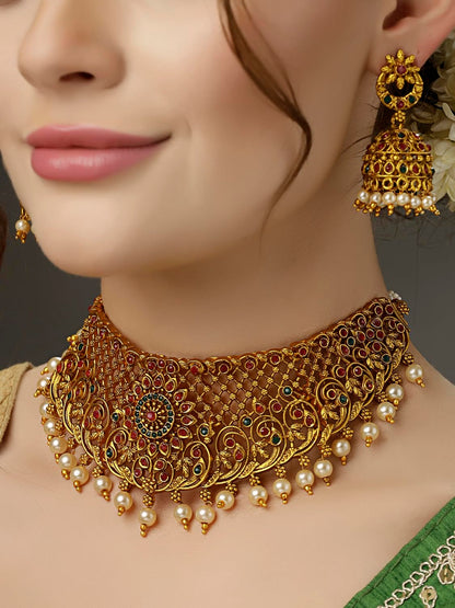 Pearl Choker Traditional