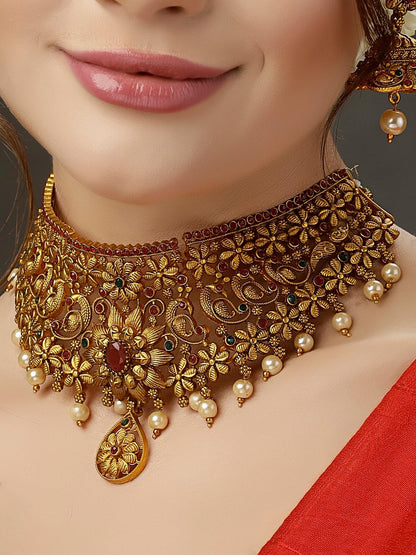 Pearl Choker Traditional